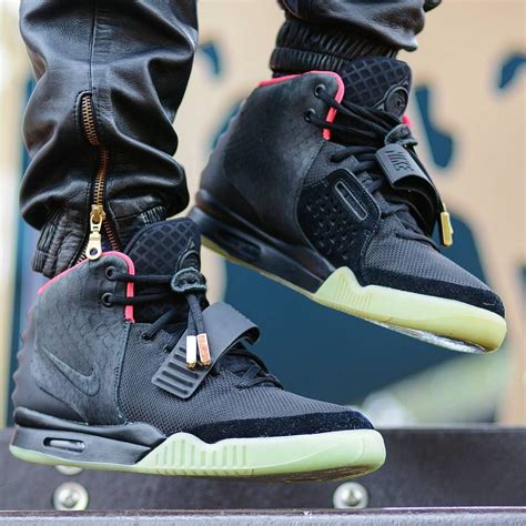 nike air yeezy 2 review